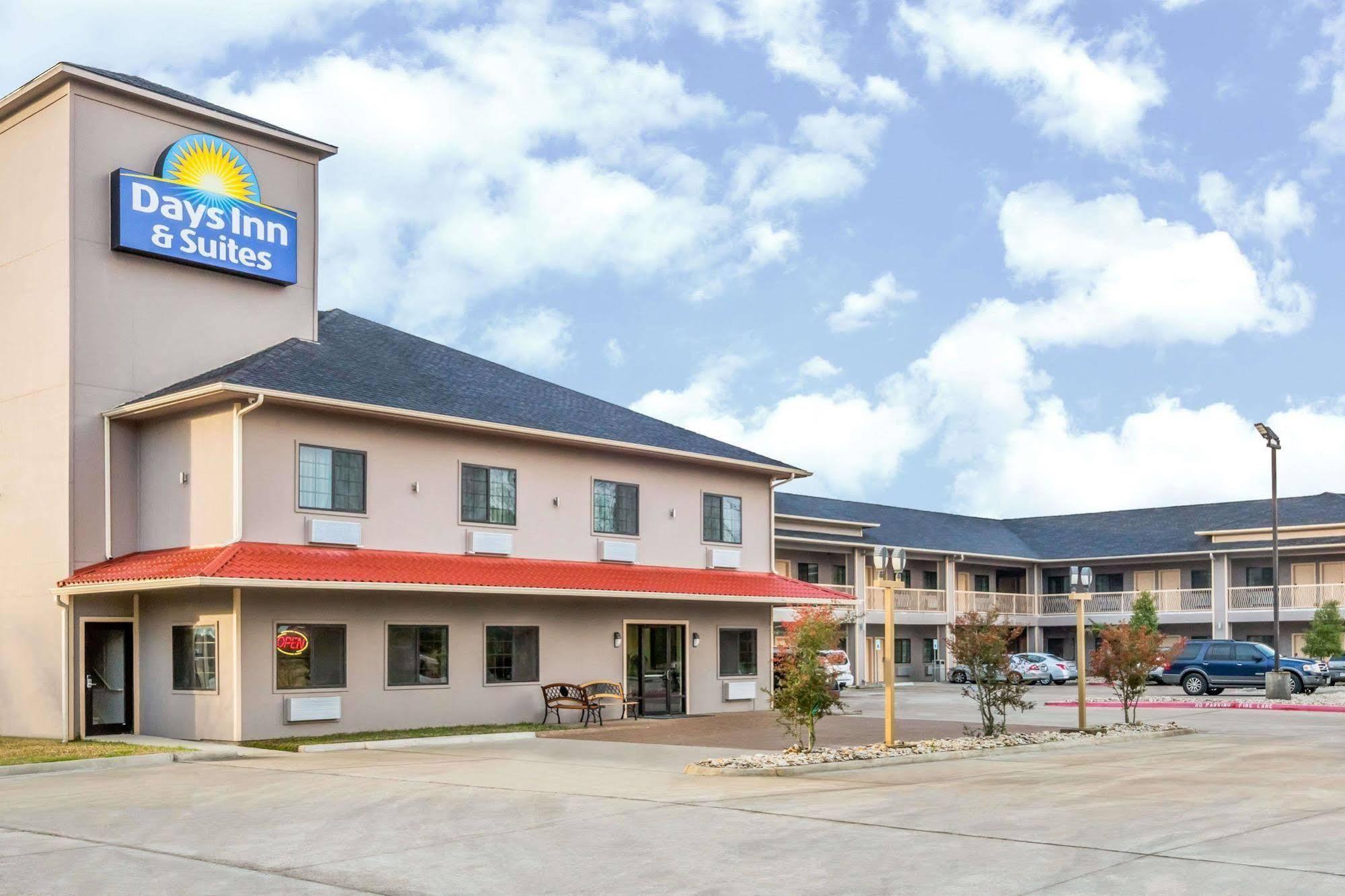 Days Inn & Suites By Wyndham Madisonville Exterior foto